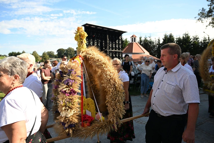 Główne uroczystości w Skrzatuszu