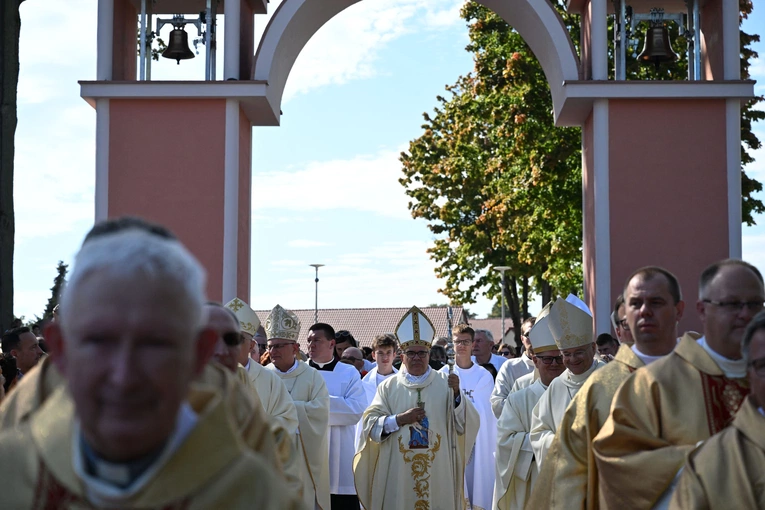 Główne uroczystości w Skrzatuszu