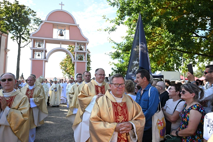 Główne uroczystości w Skrzatuszu