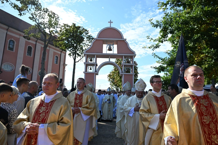 Główne uroczystości w Skrzatuszu