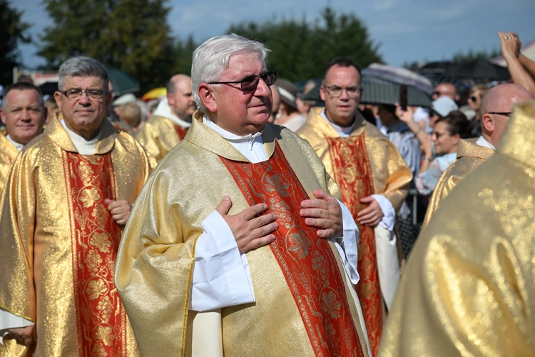 Główne uroczystości w Skrzatuszu