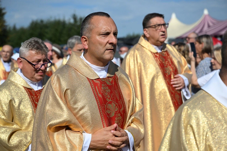 Główne uroczystości w Skrzatuszu