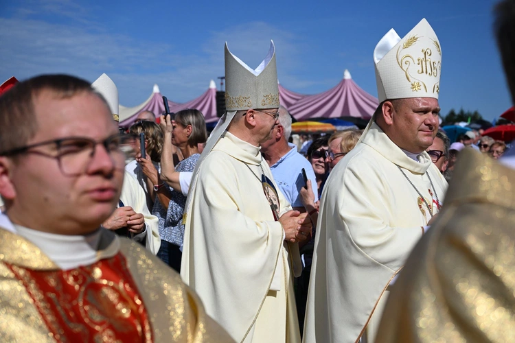 Główne uroczystości w Skrzatuszu