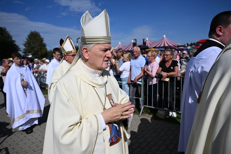 Główne uroczystości w Skrzatuszu