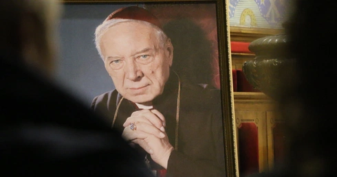 Płońsk. Zasłuchani w Prymasa Tysiąclecia