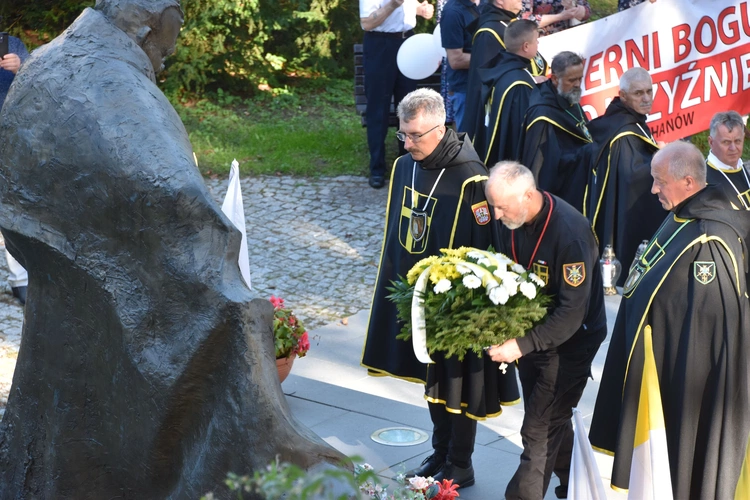 Ciechanów. Marsz dla Życia i Rodziny