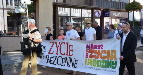 Ciechanów. Marsz modlitwą za miasto