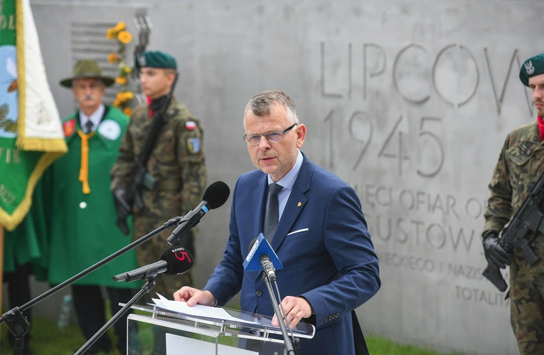 Polskiej polityce historycznej brakuje ludzi, którzy potrafią snuć opowieść o historii, ponieważ sami są do niej przekonani. 