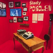 Jubileuszowa prezentacja przypomina także postać Adolfa Dygacza, muzykologa i folklorysty, którego dziełem życia było zbieranie pieśni ludowych na Górnym Śląsku.
