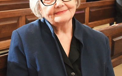Maria Agnieszka Siwecka do ojca, którego nie miała szansy poznać, napisała list na swoje 80. urodziny. Zanotowała w nim: „Przez te wszystkie lata bardzo nam Ciebie brakowało. Zawsze o Tobie pamiętałyśmy”.