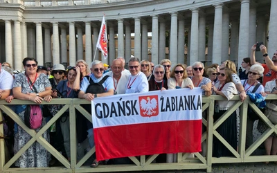 Pielgrzymi z archidiecezji na Placu św. Piotra: oczekiwanie na spotkanie z papieżem