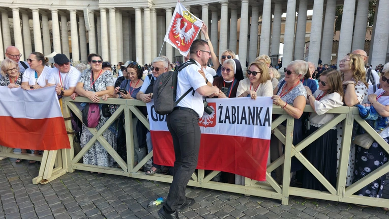 Rozpoczęcie papieskiej audiencji