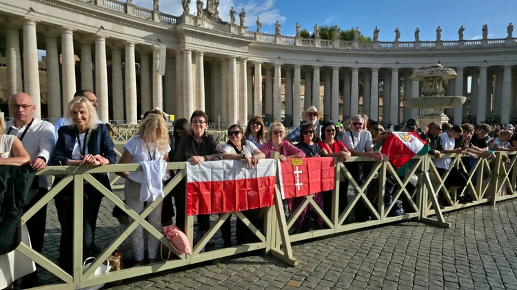 Rozpoczęcie papieskiej audiencji