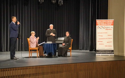 Spotkanie autorskie z bp. Nitkiewiczem i ks. Kanią