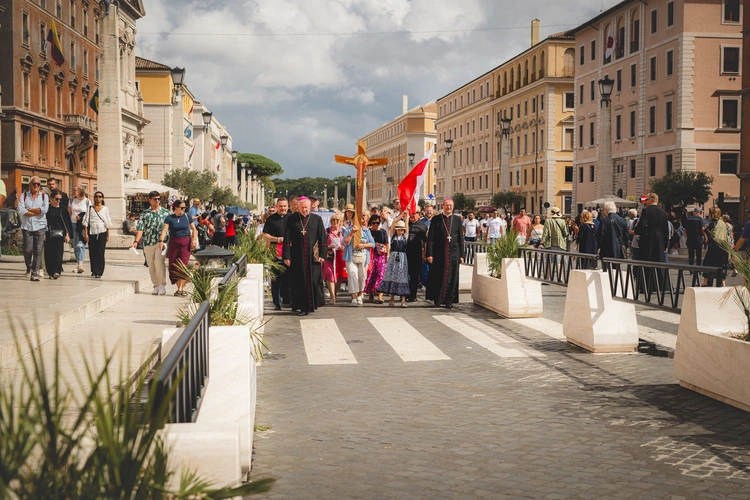 Pielgrzymka do Drzwi Świętych - cz. 1