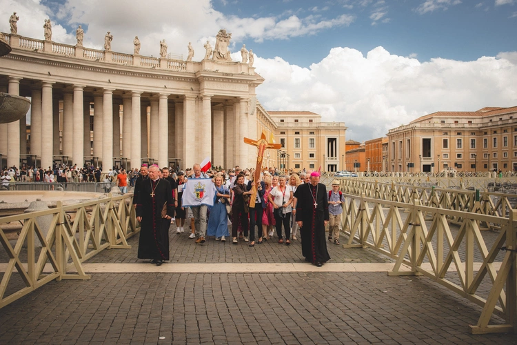 Pielgrzymka do Drzwi Świętych - cz. 1