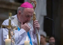 Prymas Czech przed wyborami: głupota też jest grzechem