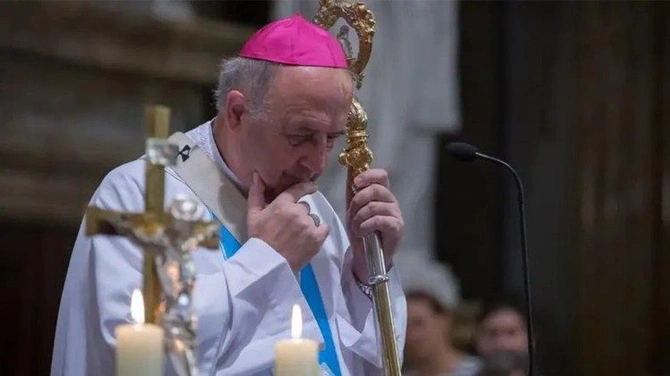 Prymas Czech przed wyborami: głupota też jest grzechem