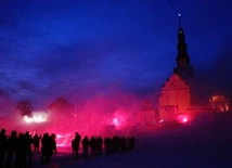 Politycy mogliby się wiele nauczyć od kibiców pielgrzymujących na Jasną Górę