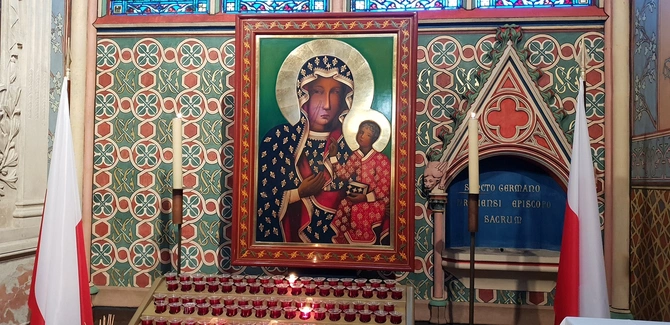 Ikona Jasnogórska powraca do katedry Notre-Dame w Paryżu