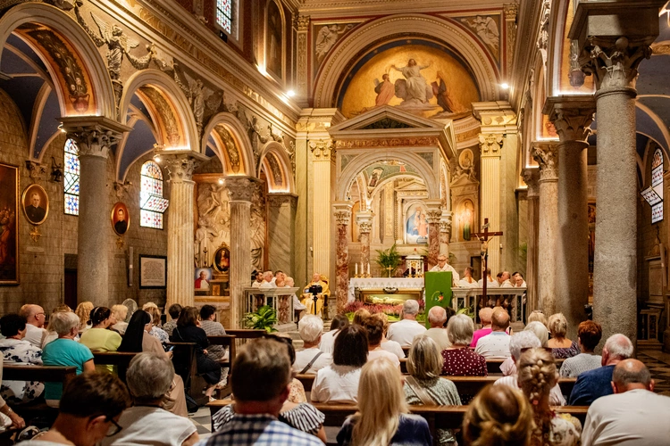 Msza św. u pallotynów