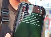 Widział śmierć kolegów i okropieństwa wojny. Dziś Andrij pielgrzymuje po pokój