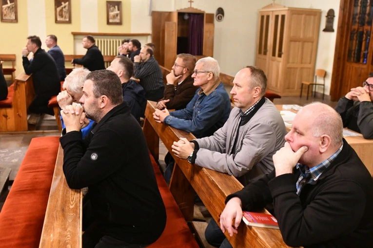 Spotkanie formacyjne dla akolitów, lektorów i nadzwyczajnych szafarzy