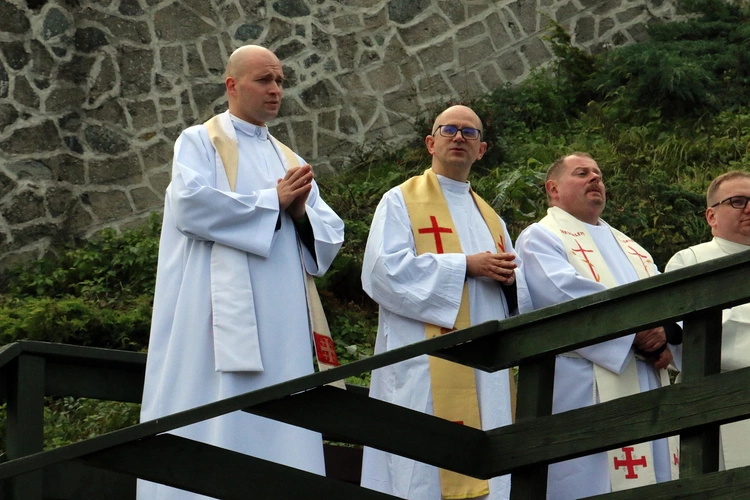 Spotkanie Młodych na Ślęży 2025 "Z nadzieją ku górze"