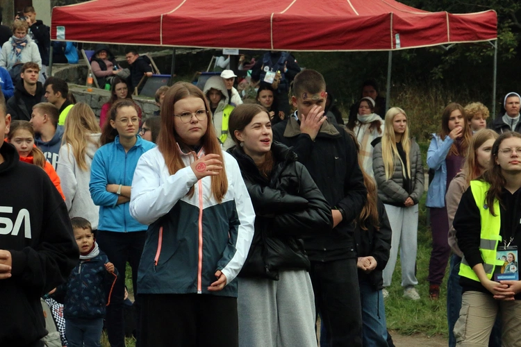 Spotkanie Młodych na Ślęży 2025 "Z nadzieją ku górze"