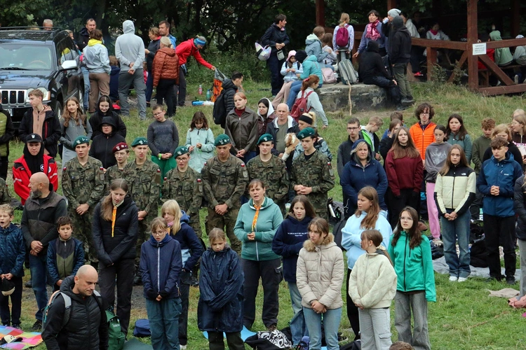 Spotkanie Młodych na Ślęży 2025 "Z nadzieją ku górze"
