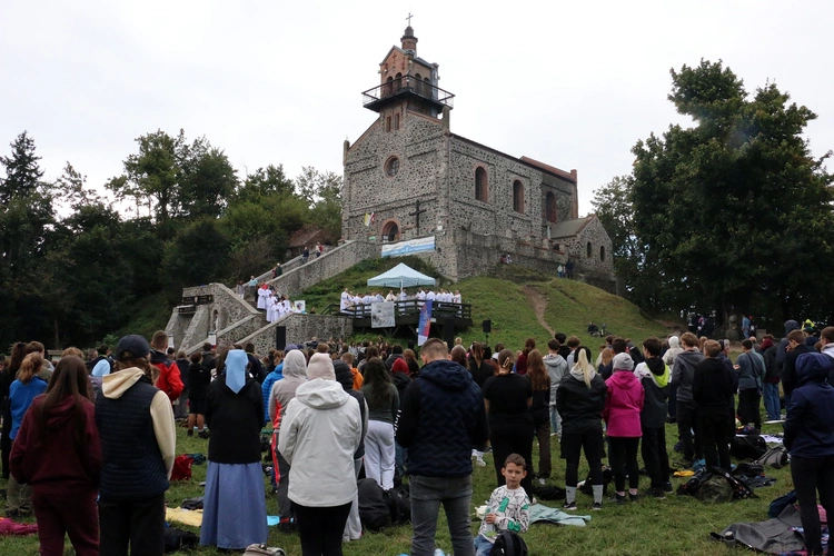 Spotkanie Młodych na Ślęży 2025 "Z nadzieją ku górze"