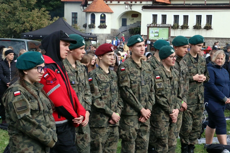 Spotkanie Młodych na Ślęży 2025 "Z nadzieją ku górze"