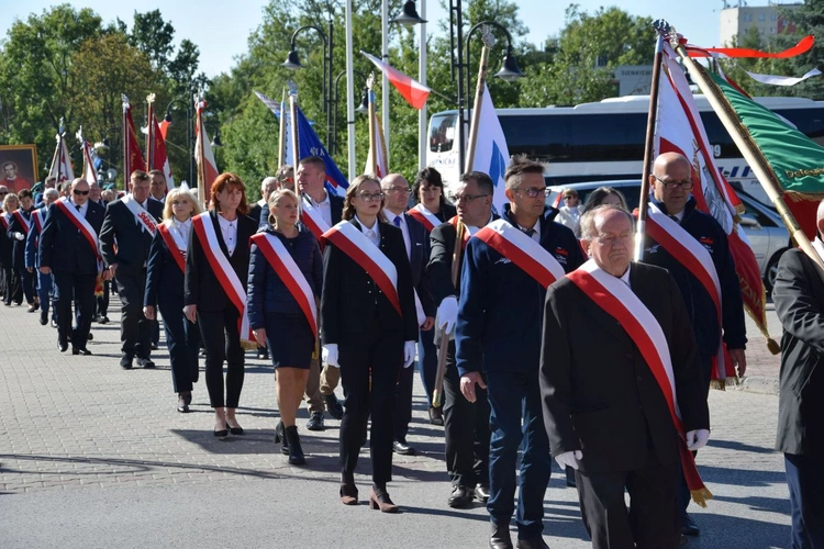 Pielgrzymka zbrojeniówki do MB Ostrobramskiej w Skarżysku-Kamiennej