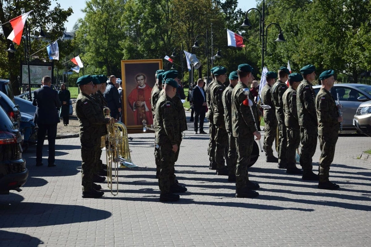 Pielgrzymka zbrojeniówki do MB Ostrobramskiej w Skarżysku-Kamiennej