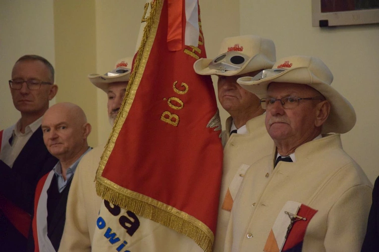 Pielgrzymka zbrojeniówki do MB Ostrobramskiej w Skarżysku-Kamiennej