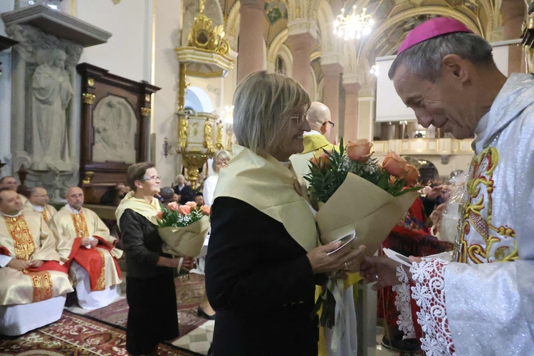 Pielgrzymka Straży Honorowej do Limanowej
