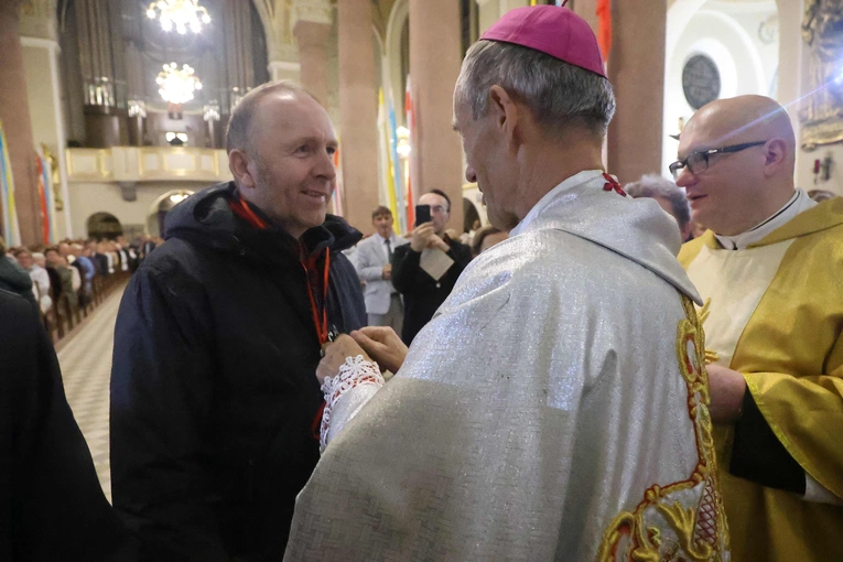 Pielgrzymka Straży Honorowej do Limanowej