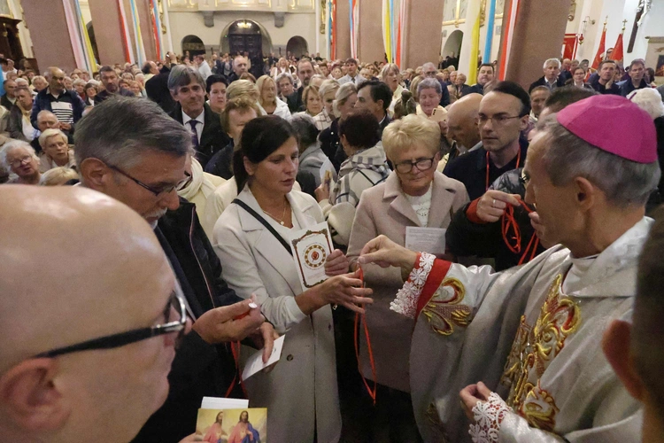 Pielgrzymka Straży Honorowej do Limanowej