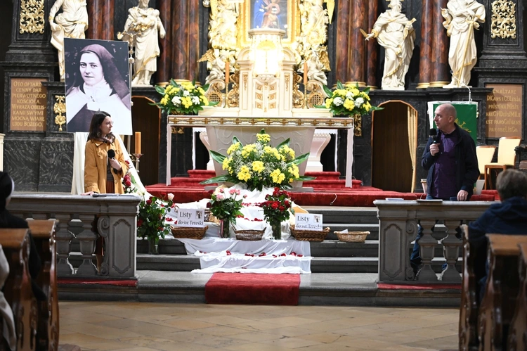 Wieczór św. Tereski w Strzelcach Opolskich