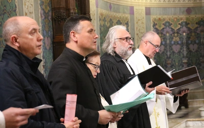 Płock. Z ogrodu bliżej do jedności