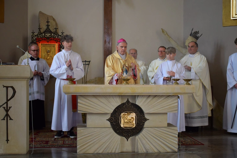 Poświęcenie kościoła w Cyganach