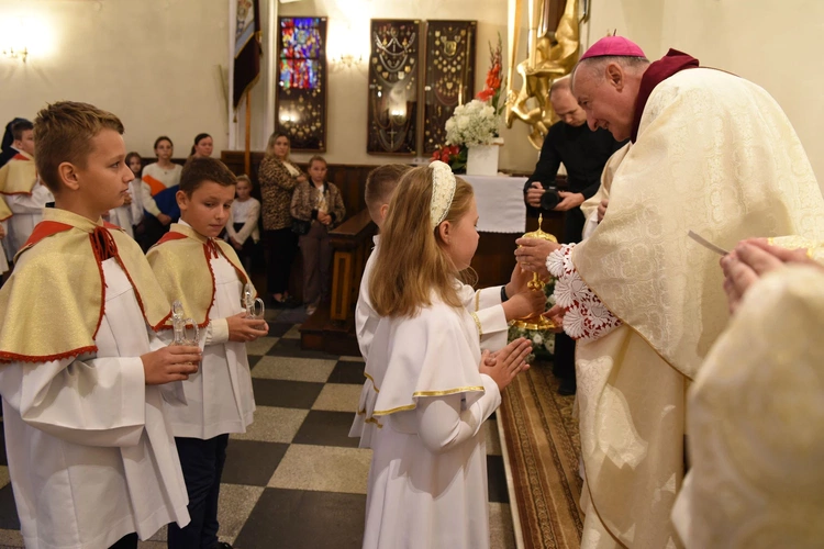 700 lat parafii w Iwkowej