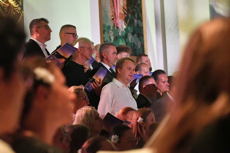 Koncert Wielbienia na zakończenie Zielonogórskich Warsztatów Liturgiczno-Muzycznych