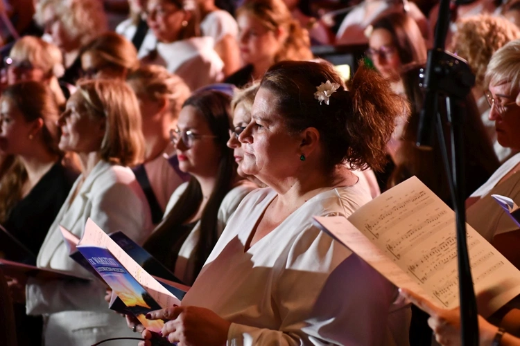 Koncert Wielbienia na zakończenie Zielonogórskich Warsztatów Liturgiczno-Muzycznych