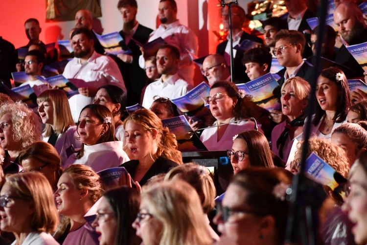 Koncert Wielbienia na zakończenie Zielonogórskich Warsztatów Liturgiczno-Muzycznych