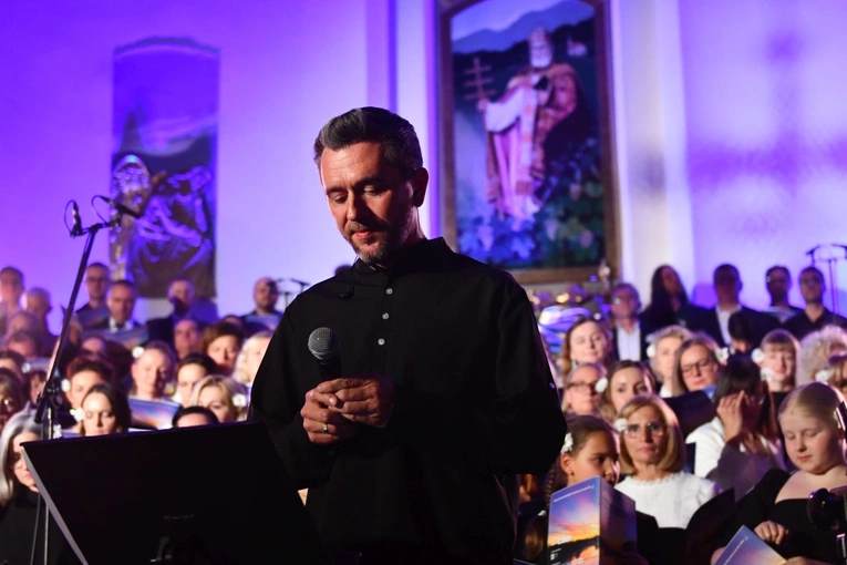 Koncert Wielbienia na zakończenie Zielonogórskich Warsztatów Liturgiczno-Muzycznych