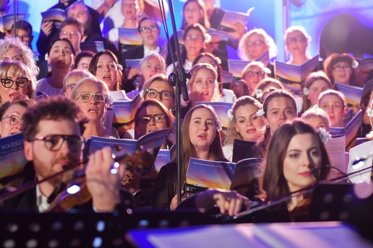 Koncert Wielbienia na zakończenie Zielonogórskich Warsztatów Liturgiczno-Muzycznych