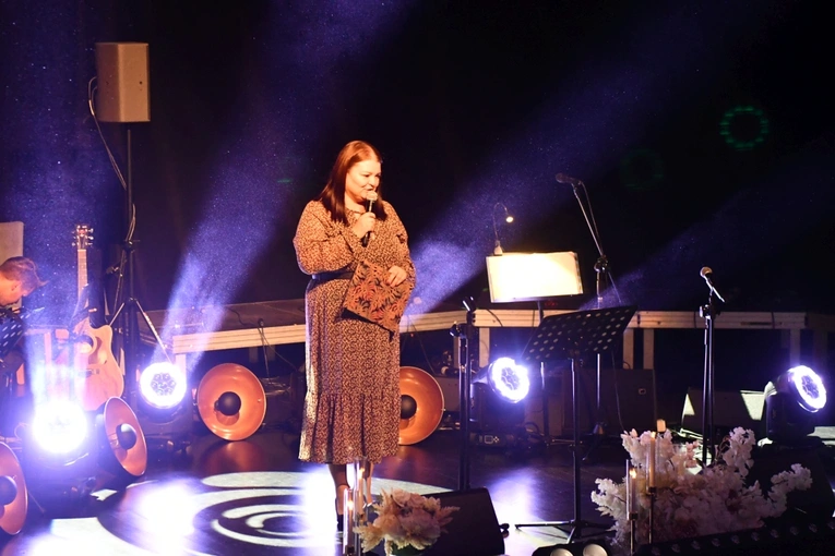 Chór Skrzydła w Radwanicach