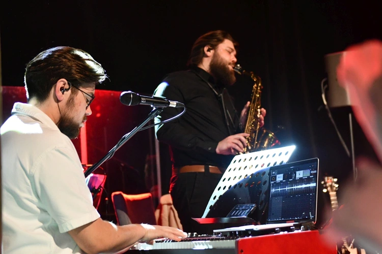 Chór Skrzydła w Radwanicach