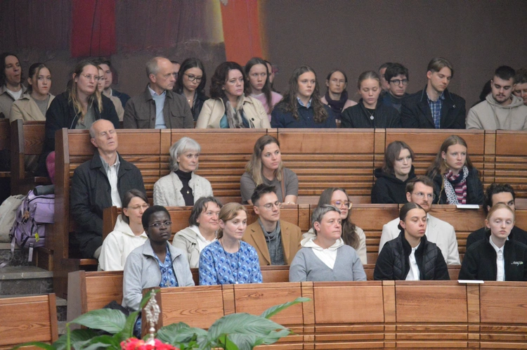 Ciemne Typy dziękowały za kanonizację Piera Giorgia